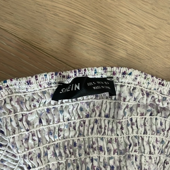 Shein top - Picture 3 of 3